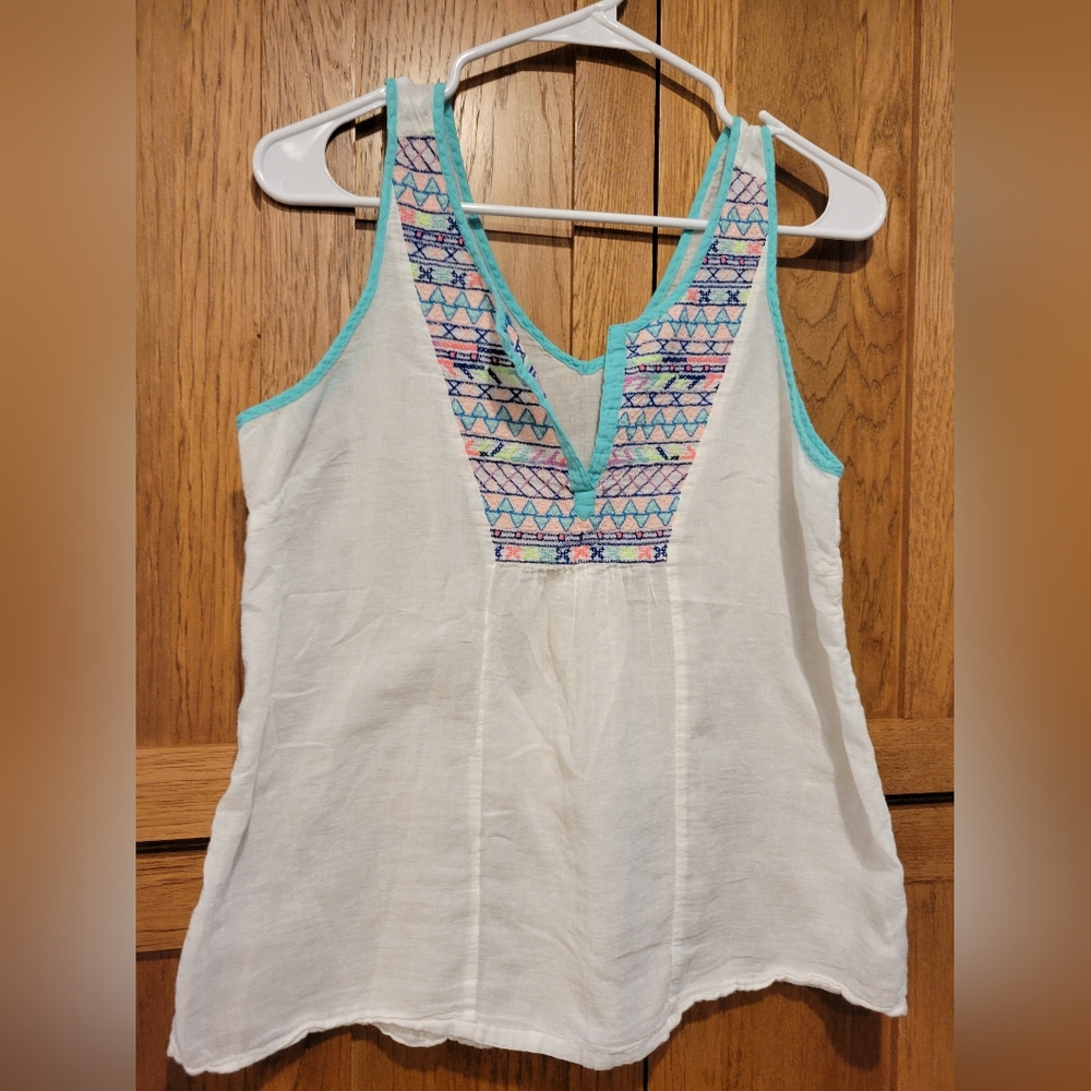 Maurices Semi Sheer Womens Tank  Size Medium